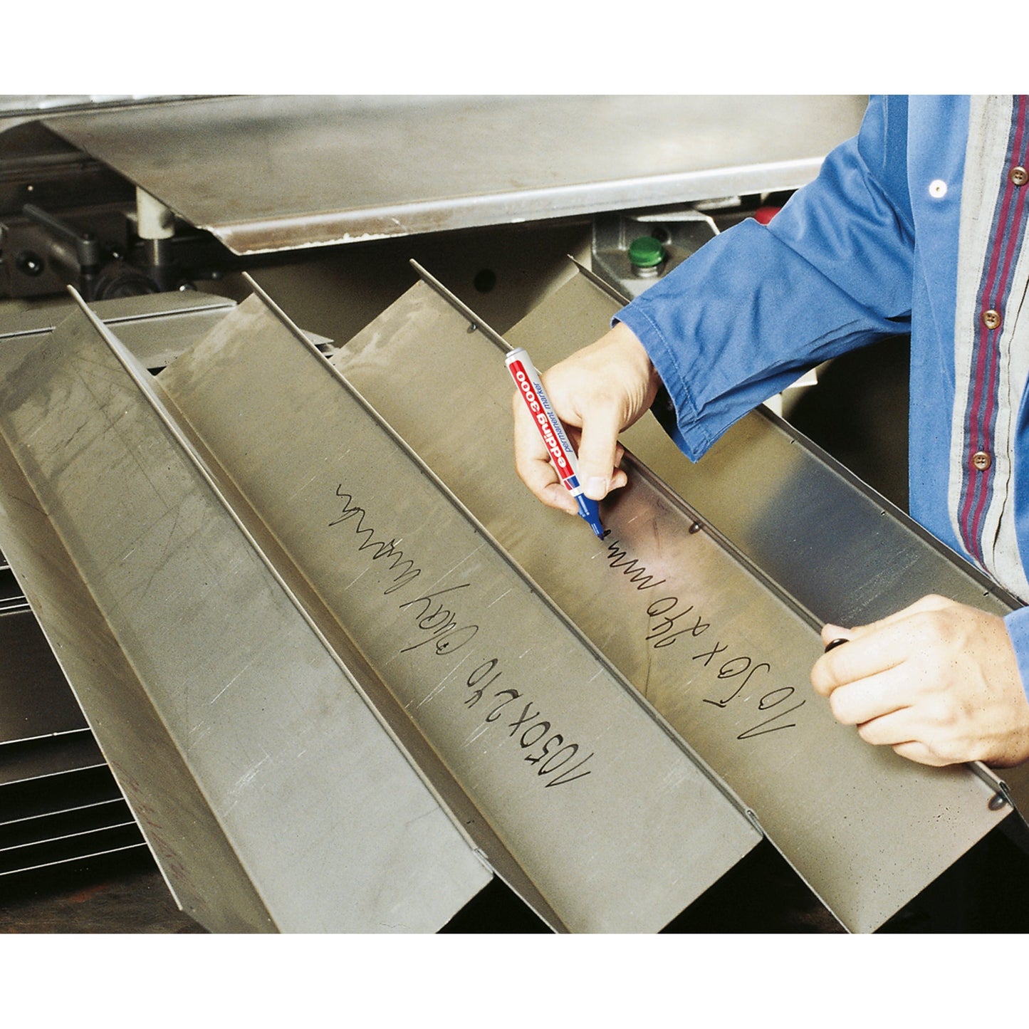 edding Permanentmarker 3300 1-5mm grün