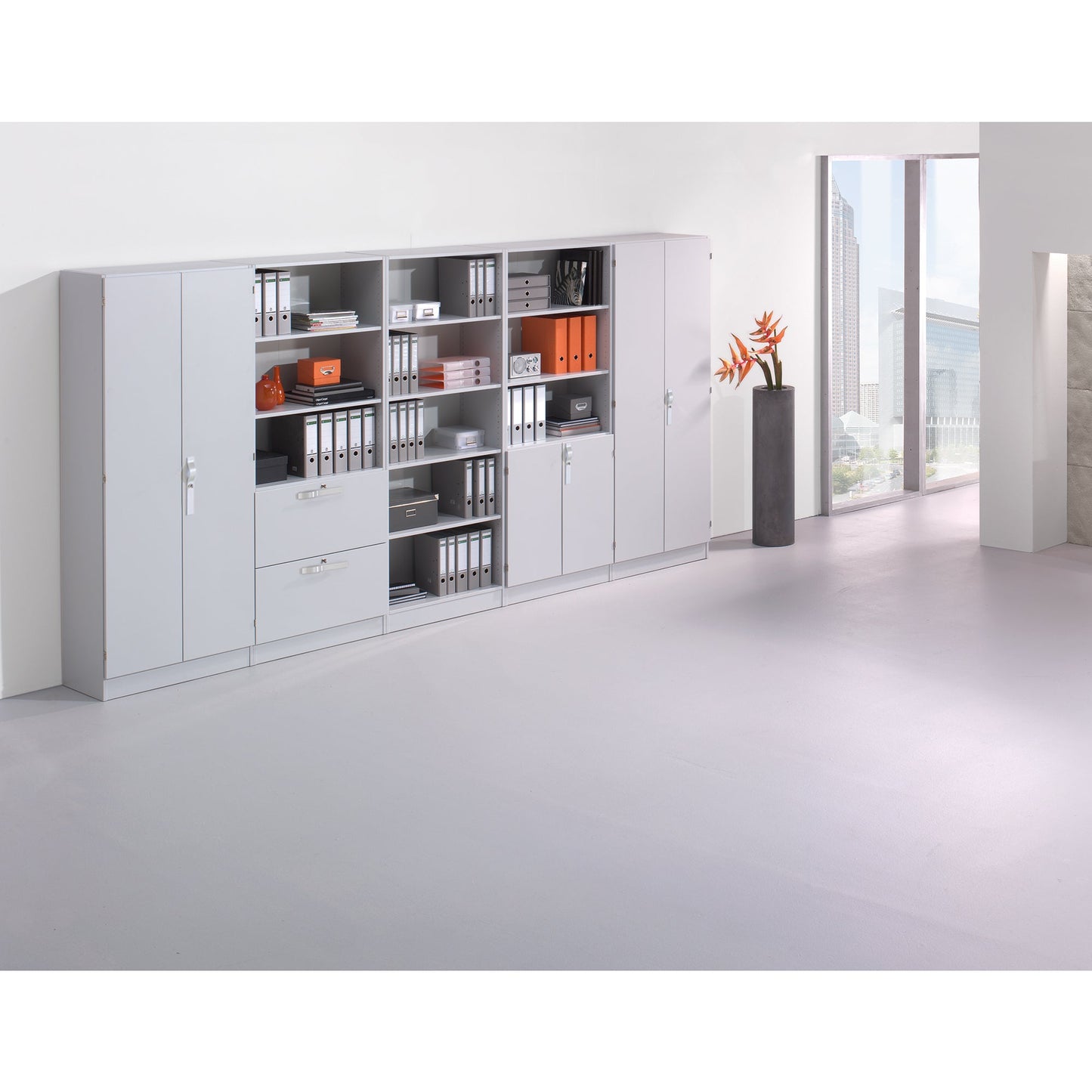 Hammerbacher Flügeltürenschrank 800 x 2.004 x 420 mm (B x H x T) 4 Fachböden Holz Farbe: grau