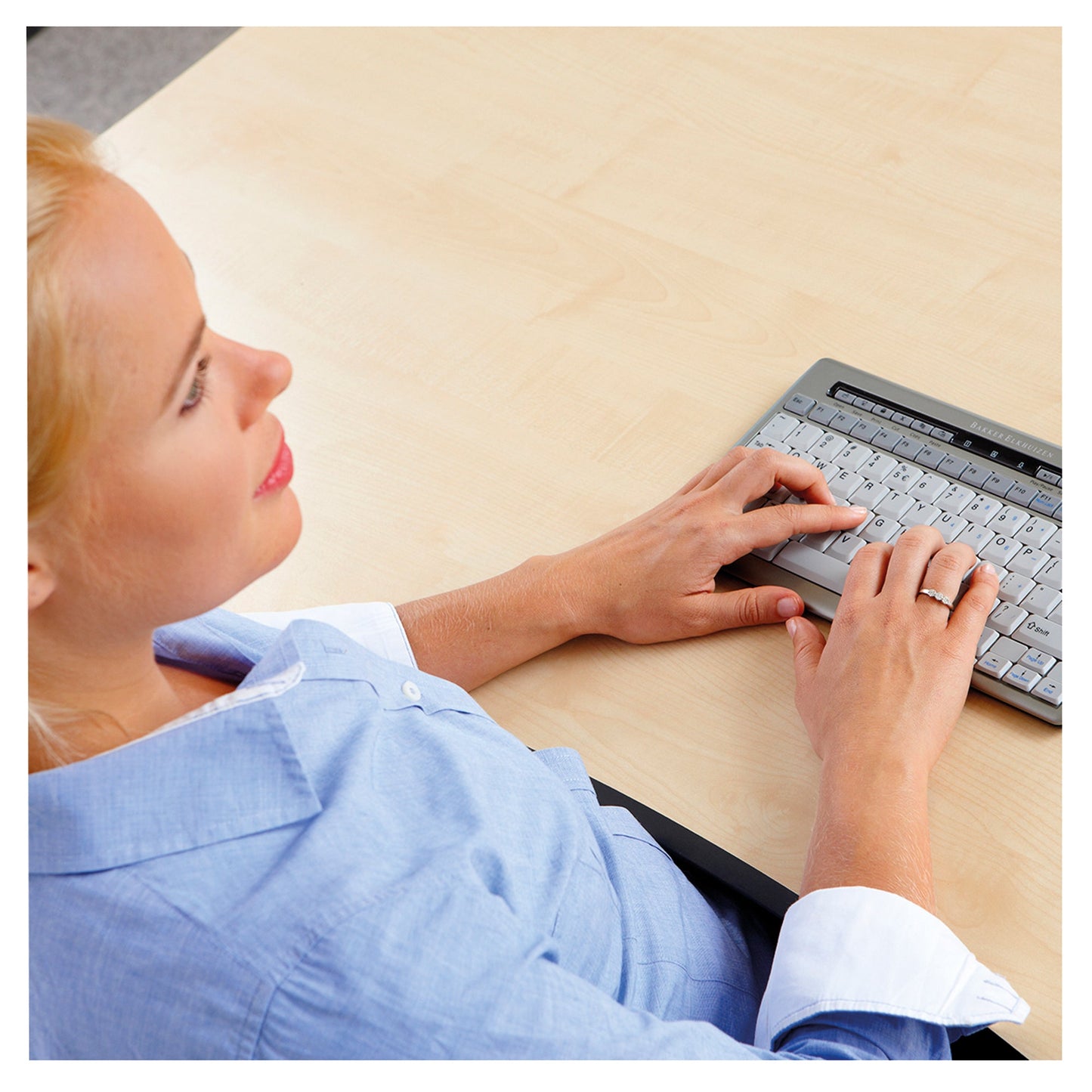 BakkerElkhuizen Tastatur S-Board 840 Design Windows® universell USB-A silber/weiß