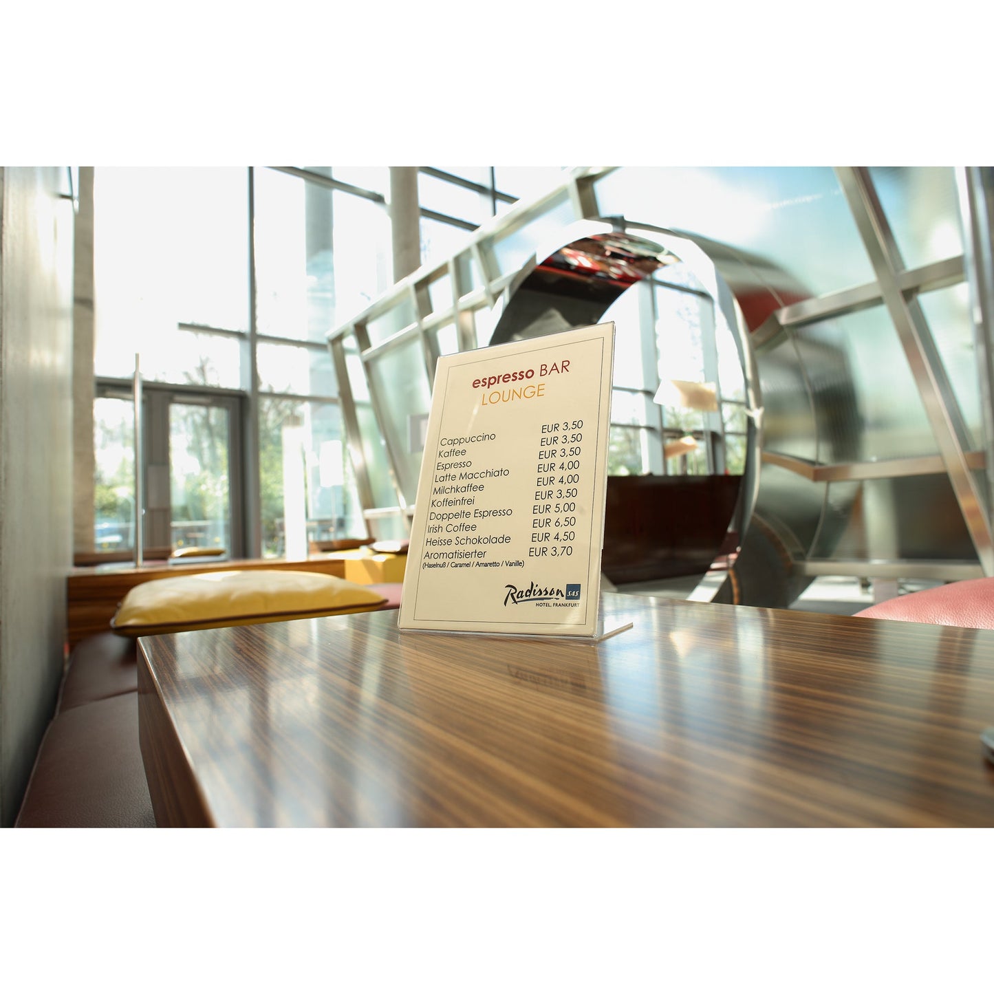 SIGEL Tischaufsteller schräg 30 x 21 x 6,3 cm (B x H x T) DIN A4 quer einseitig verwendbar Acryl glasklar