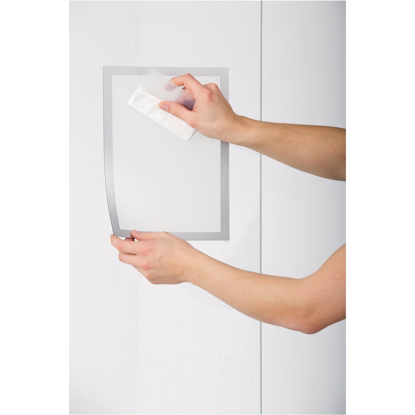 DURABLE Magnetrahmen DURAFRAME® SUN DIN A4 PET/PVC-P/Polypropylen/Polyethylen silber 2 St./Pack.