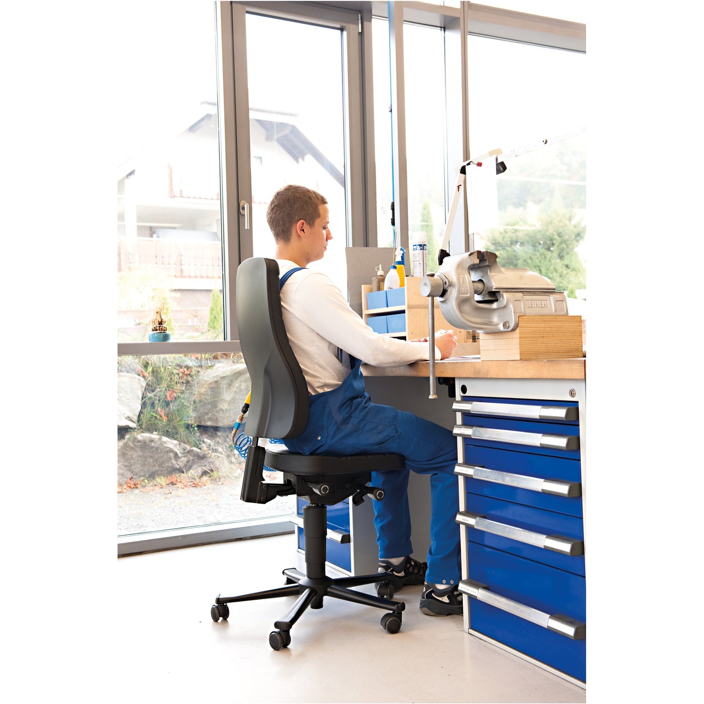 BIMOS Arbeitsdrehstuhl All-in-One Highline 2 45-60cm Synchronmechanik Rolle weich gebremst (für Hartboden) schwarz