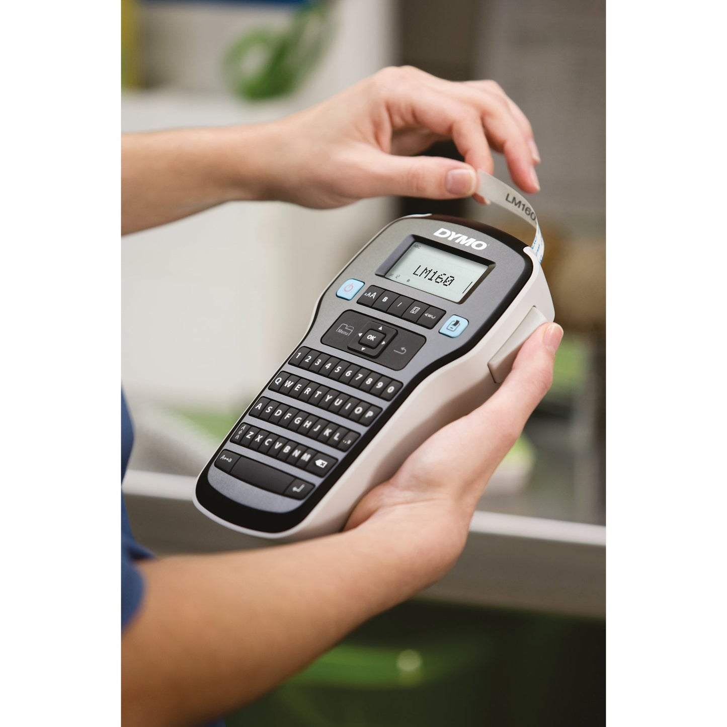 DYMO® Beschriftungsgerät LabelManagerT 160 1 Display-Zeile 6 Schriftgrößen 2 Druckzeilen inkl. D1-Starter-Schriftbandkassette (12 mm x 3 m, schwarz auf weiß)