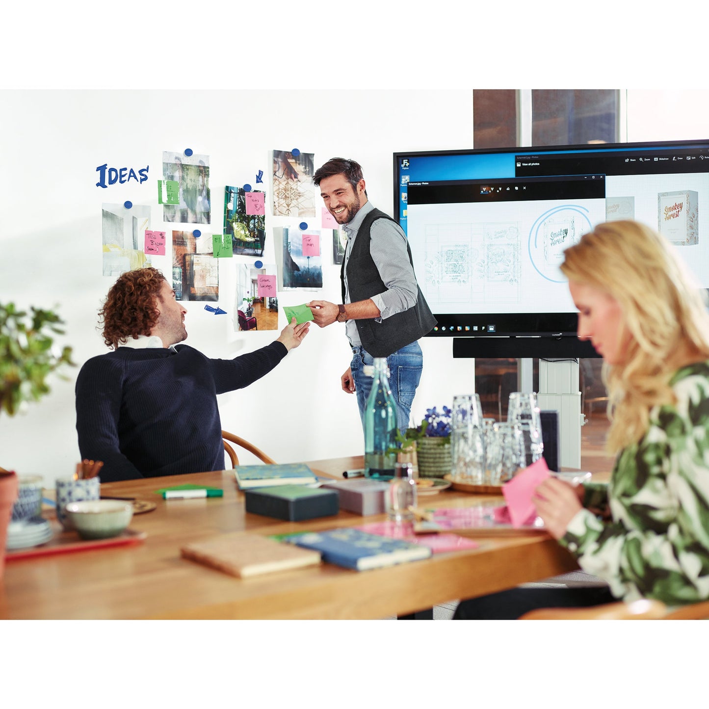 Legamaster Whiteboardfolie WRAP-UP 1.200 x 101 cm (B x H) 650µm blanko inkl. Rakel Polypropylen weiß