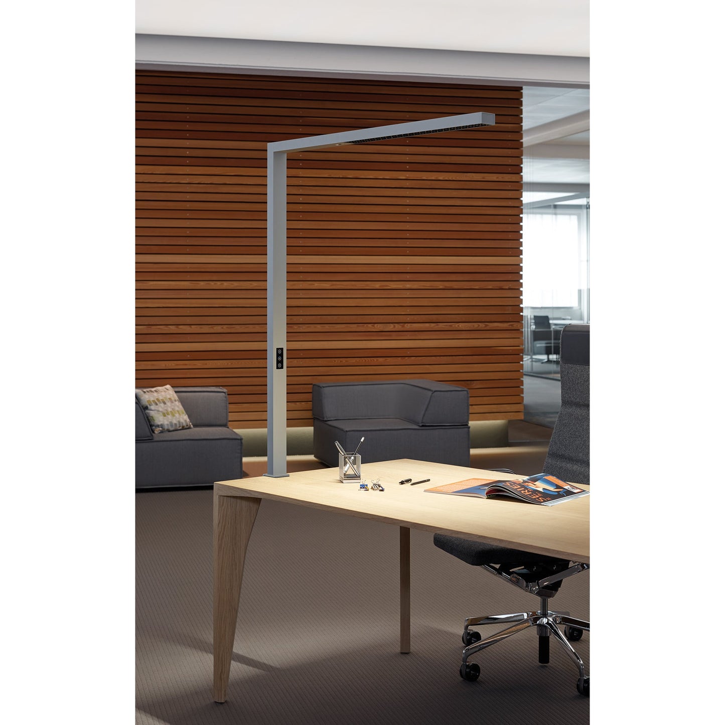 MAUL Tischleuchte MAULsirius colour vario sensor D je Lichtquelle: 1 x 20 kWh/1.000h, 1 x 46 kWh/1.000h Netzbetrieb silber