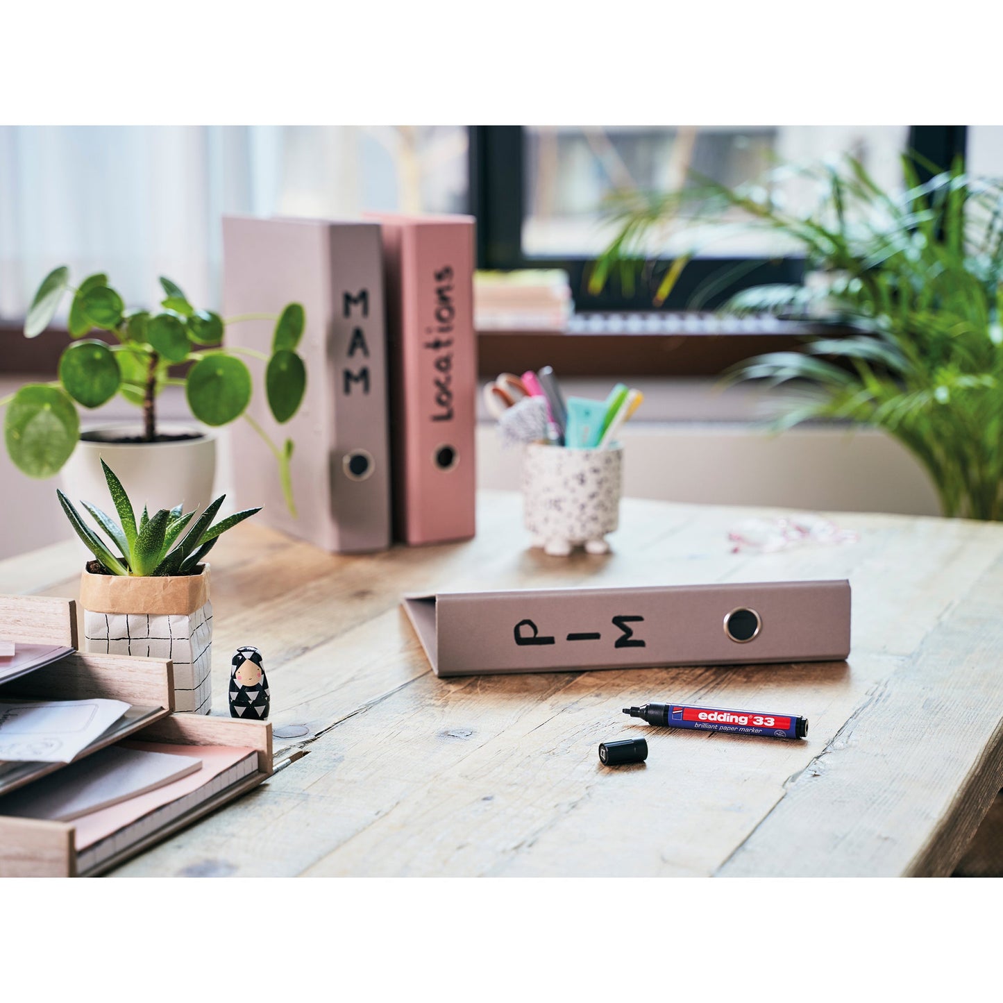 edding Pigmentmarker 33 brilliant paper marker 1-5mm schwarz Keilspitze nachfüllbar