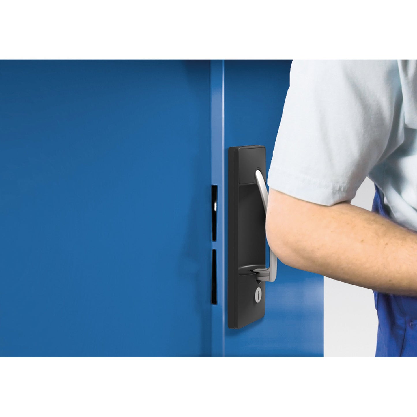C+P Werkzeugschrank Serie 89 1.200 x 1.950 x 600 mm (B x H x T) Stahl, lackiert Farbe der Front: lichtblau Farbe des Korpus: lichtgrau