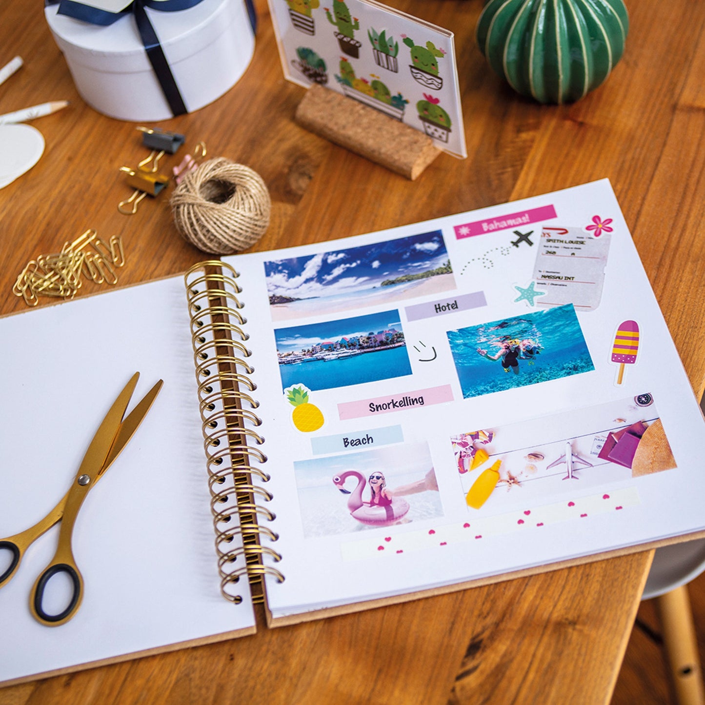 Brother Etikettendrucker VC-500W USB-B 2.0, WLAN, Wifi Direct inkl. Farb-Etikettenrolle CZ-1004, Reinigungsrolle CK-1000, Netzadapter, USB-Kabel