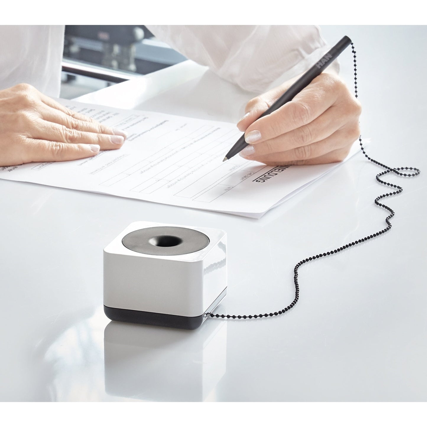 HAN Kugelschreiberständer i-Line 6,5 x 16 x 6,5 cm (B x H x T) schwarz ABS Kunststoff weiß/schwarz