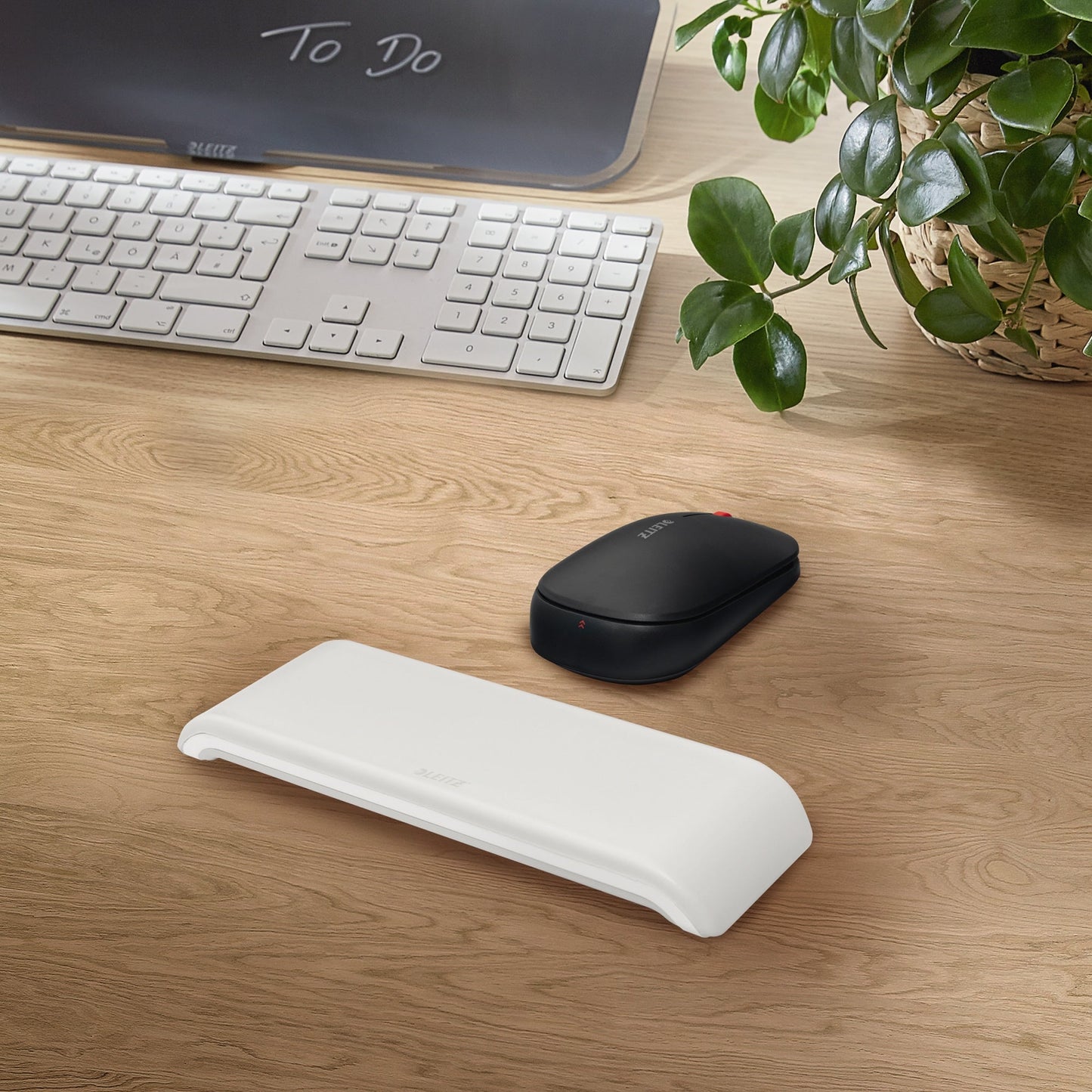 Leitz Handgelenkauflage Ergo Cosy 18,3 x 2,1 x 6 cm (B x H x T) nicht antistatisch Polyurethan-Folie/Polyurethan-Schaum/ABS Kunststoff/Stahl grau