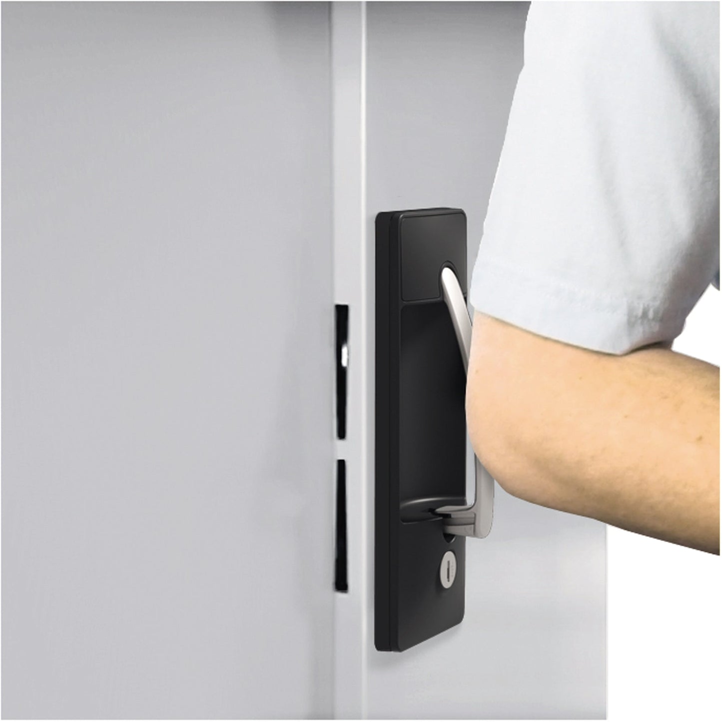 C+P Flügeltürenschrank Acurado 1.200 x 1.950 x 500 mm (B x H x T) 4 Fachböden Stahl Farbe der Front: schwarzgrau Farbe des Korpus: lichtgrau