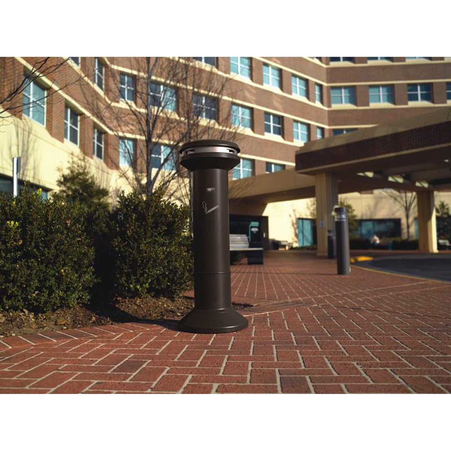 Rubbermaid Standascher InfinityT 39 x 105 cm (Ø x H) Metall schwarz