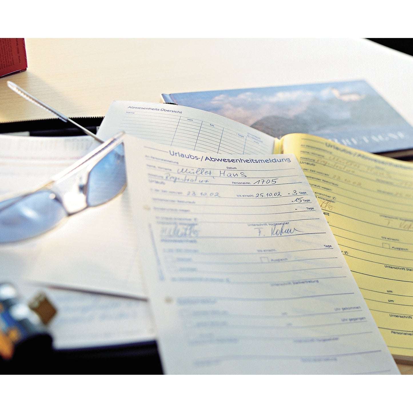 Avery Zweckform Urlaubsantrag 1753 DIN A5 selbstdurchschreibend 2 x 40 Bl. 1 Durchschlag