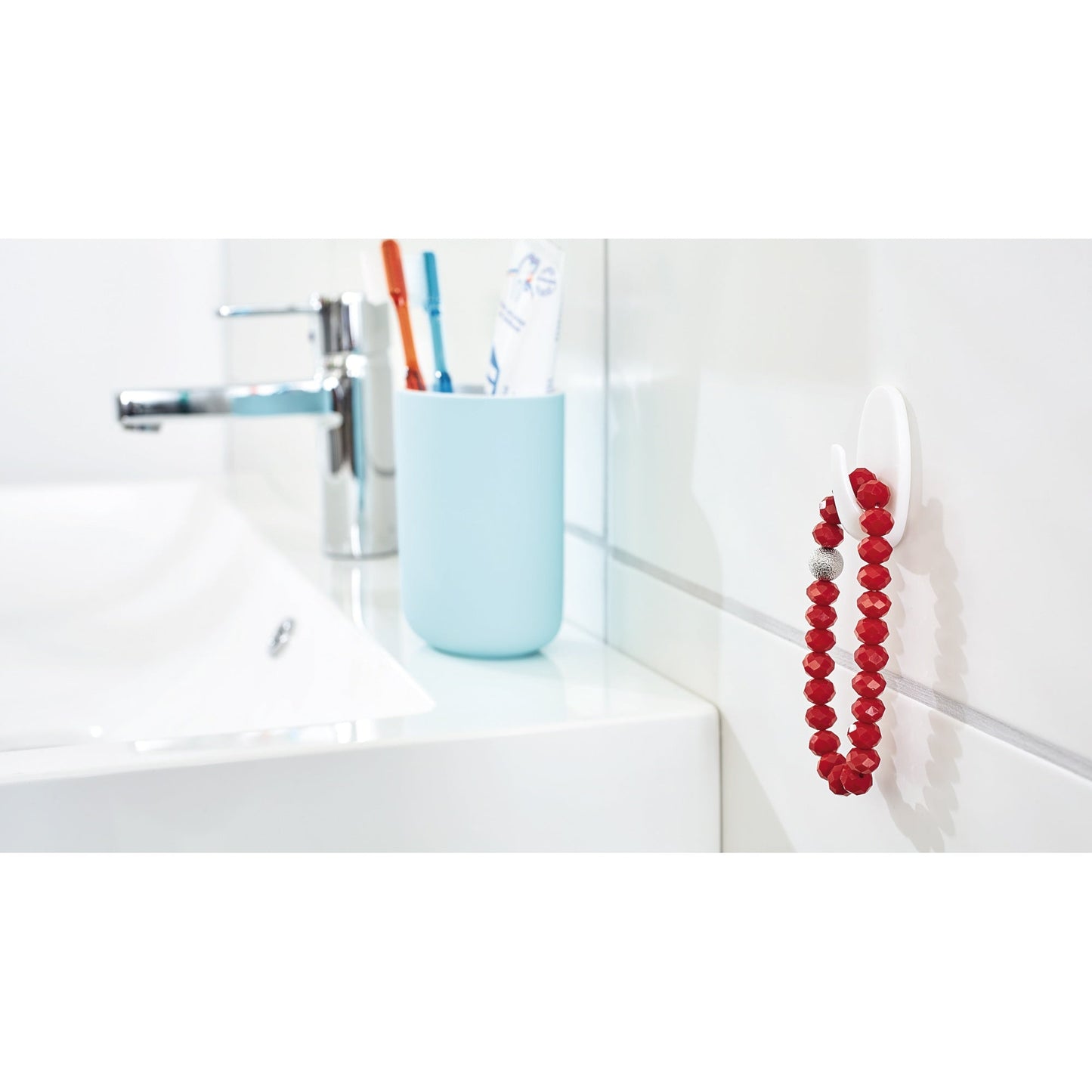 tesa® Haken Powerstrips® Small 1kg inkl. 4 Powerstrips small weiß 3 St./Pack.