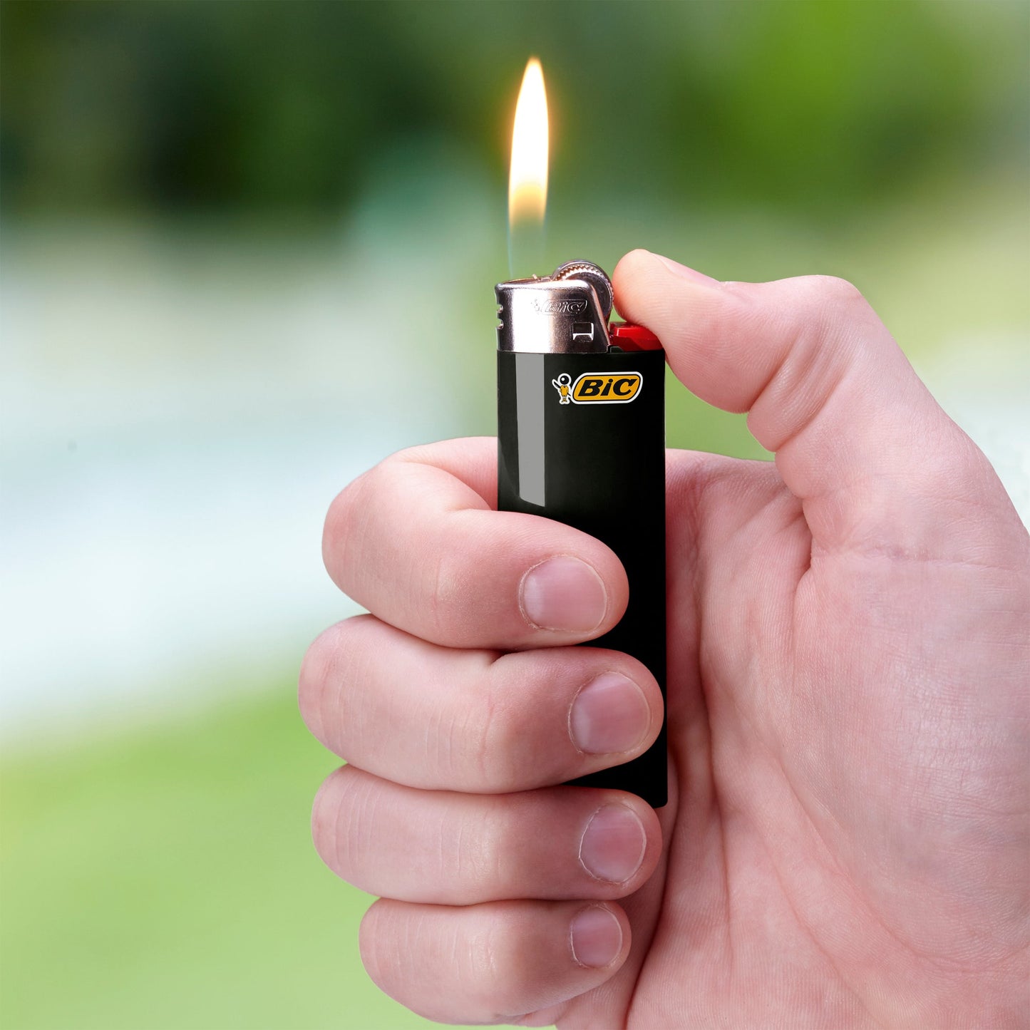 BIC® Feuerzeug Maxi Delrin farbig sortiert 50 St./Pack.