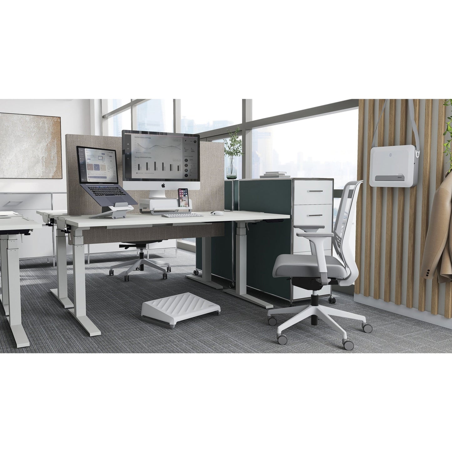 Fellowes® Notebookständer BreytaT höhenverstellbar Kunststoff, 100 % recycelbar weiß