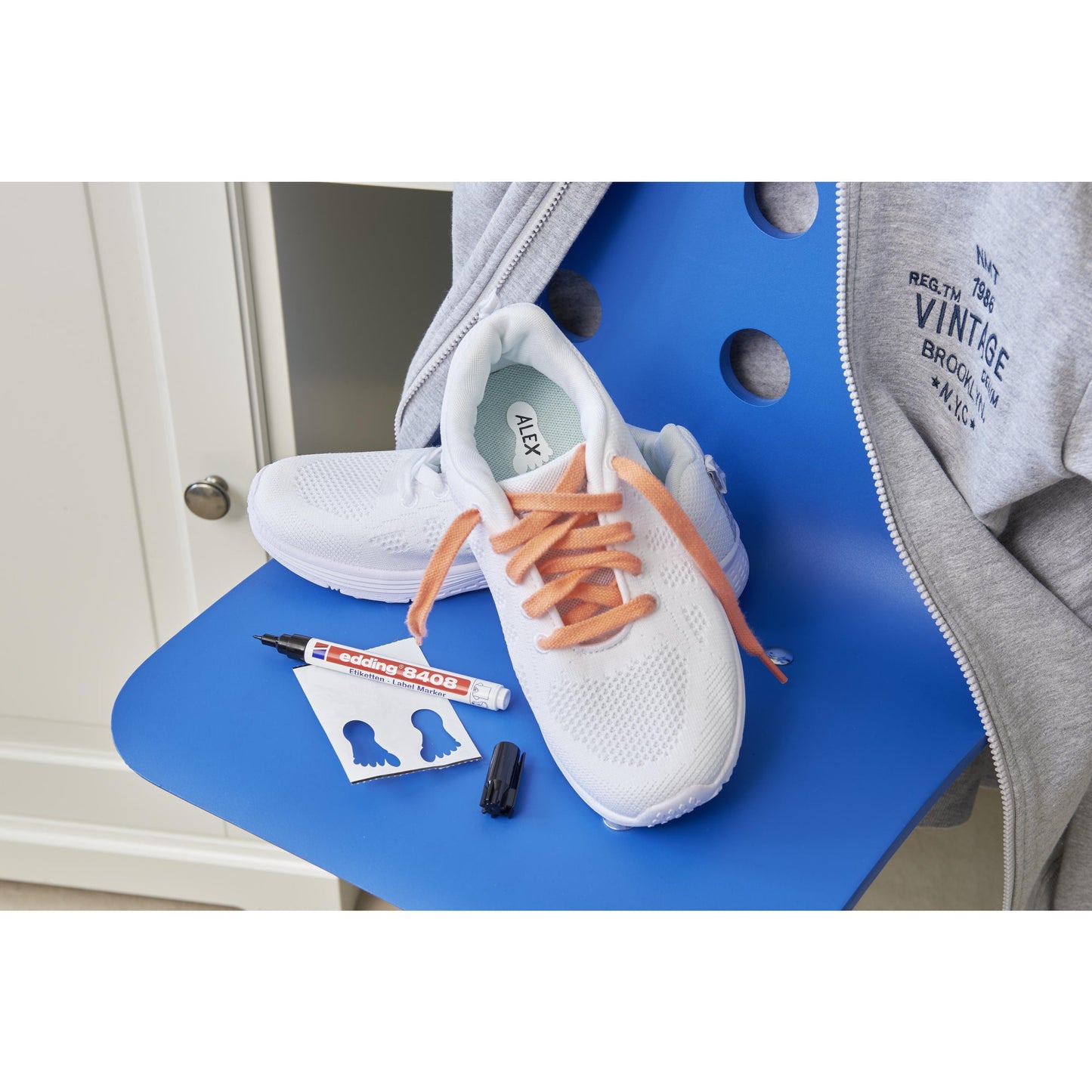 edding Textilmarker Schuh-Markier-Set 8408 0,75mm schwarz Rundspitze inkl. 10 Etikettenpaare für Schuhe