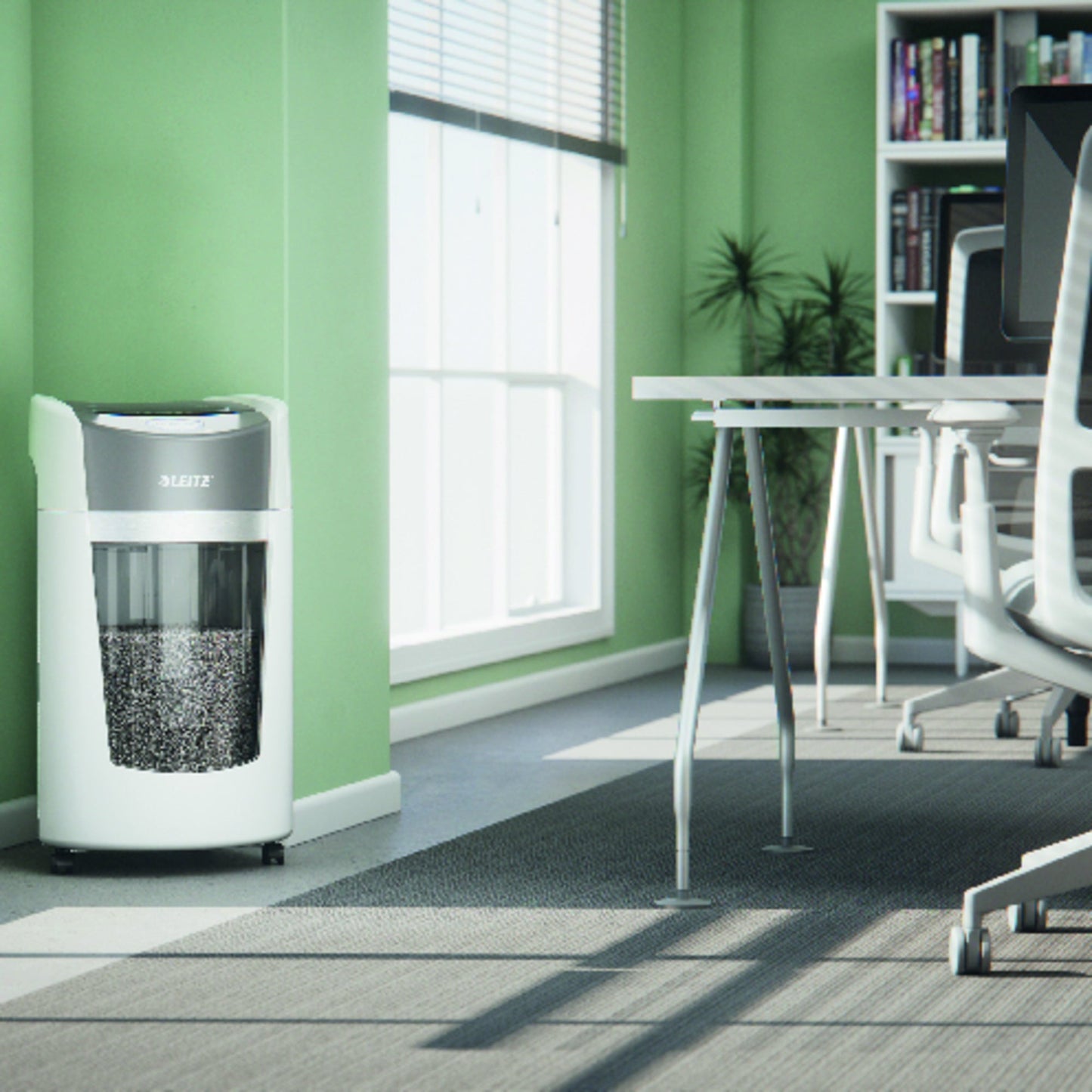 Leitz Aktenvernichter IQ OptiMax P-5 Papier, Heftklammern, Büroklammern Partikelschnitt weiß