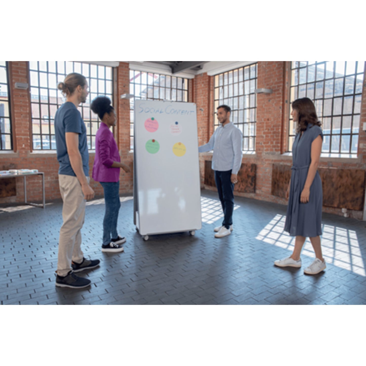 Nobo® Multifunktionstafel Move & Meet Vollsystem Stahl Material der Pinnfläche: Filz grau, weiß