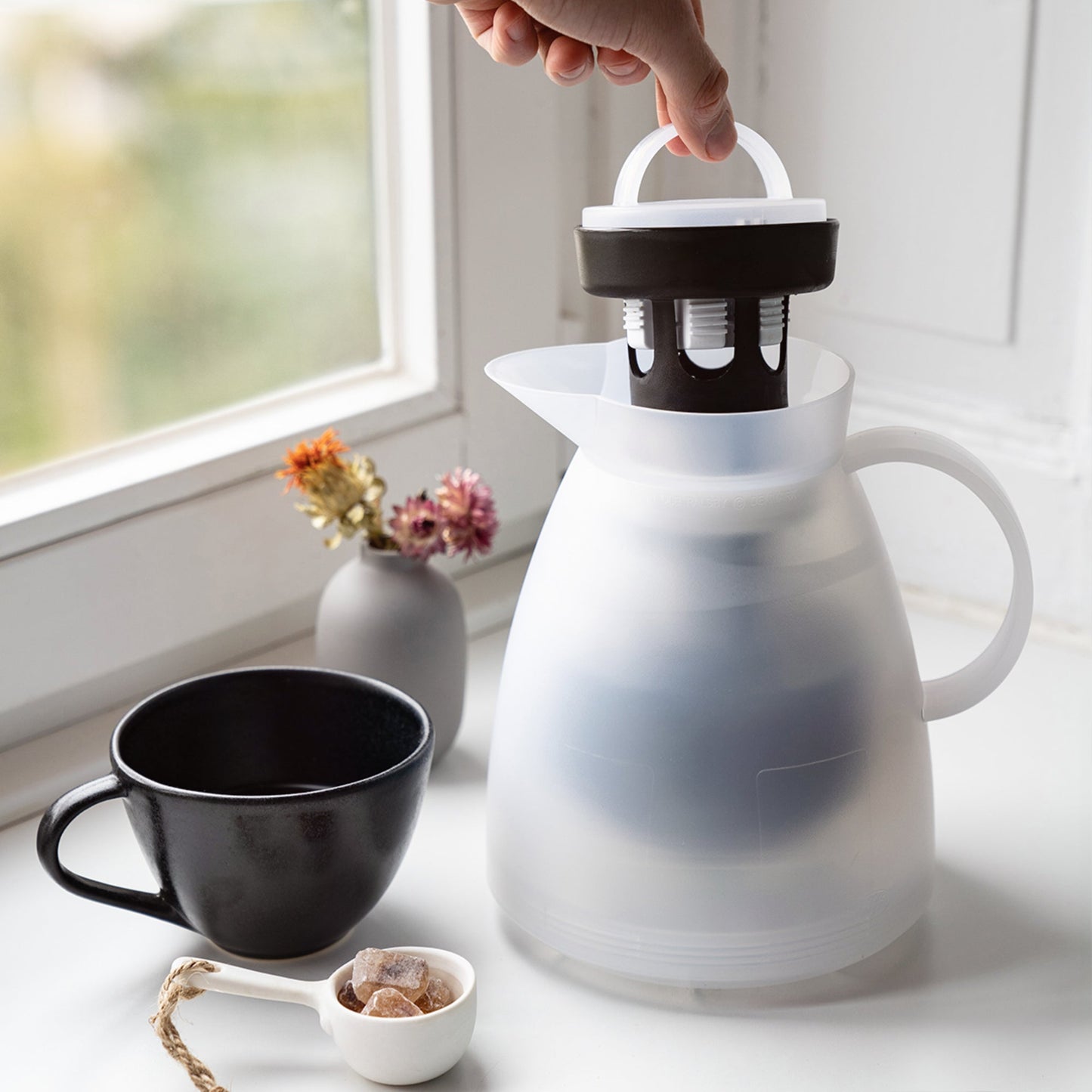 alfi Isolierkanne DAN Tea 1l Kunststoff weiß