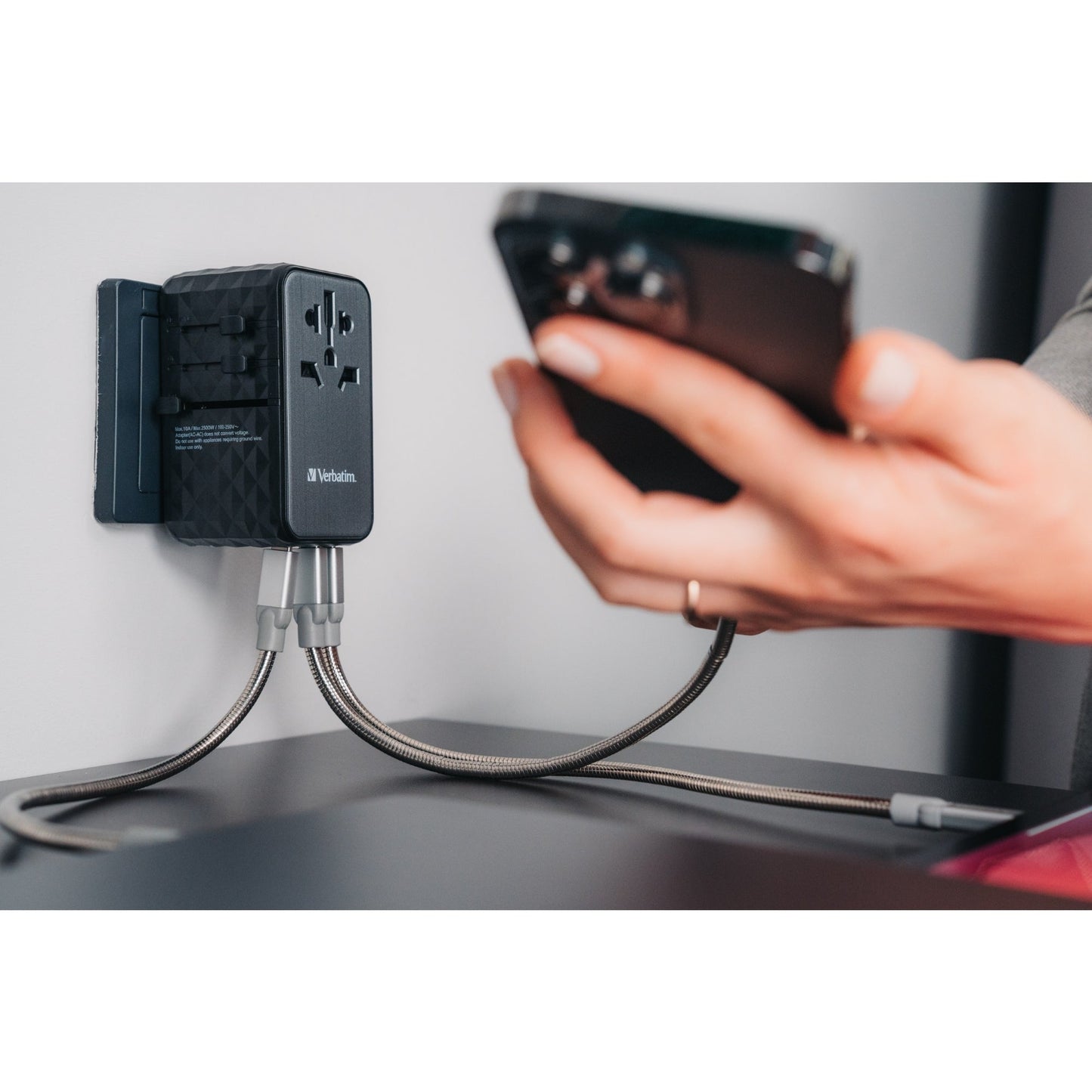 Verbatim Reisenetzteil GaN III UTA-06 100-250V Polycarbonat schwarz/grau