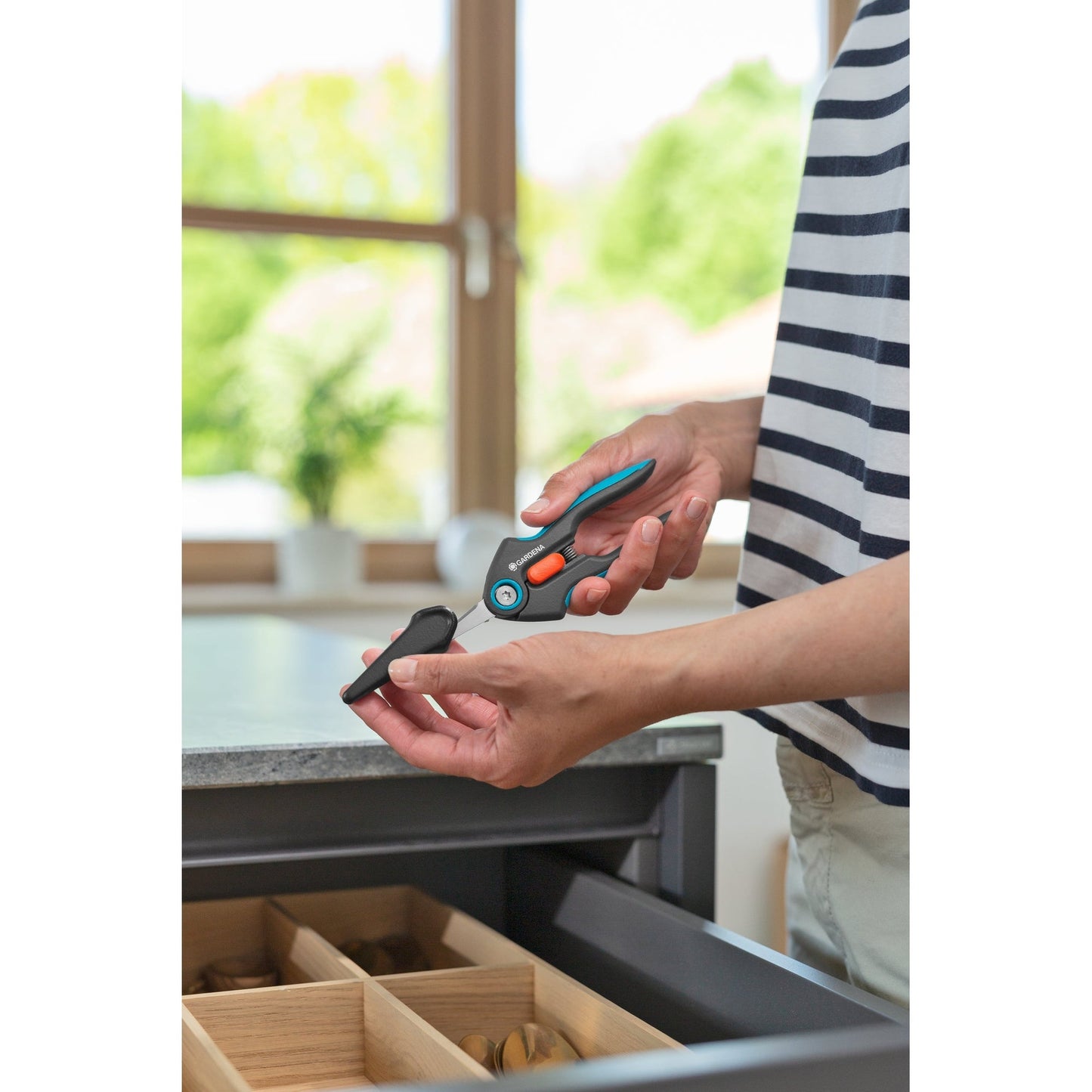 GARDENA Gartenschere FreshCut Material der Klinge: Edelstahl Material des Griffes: Kunststoff