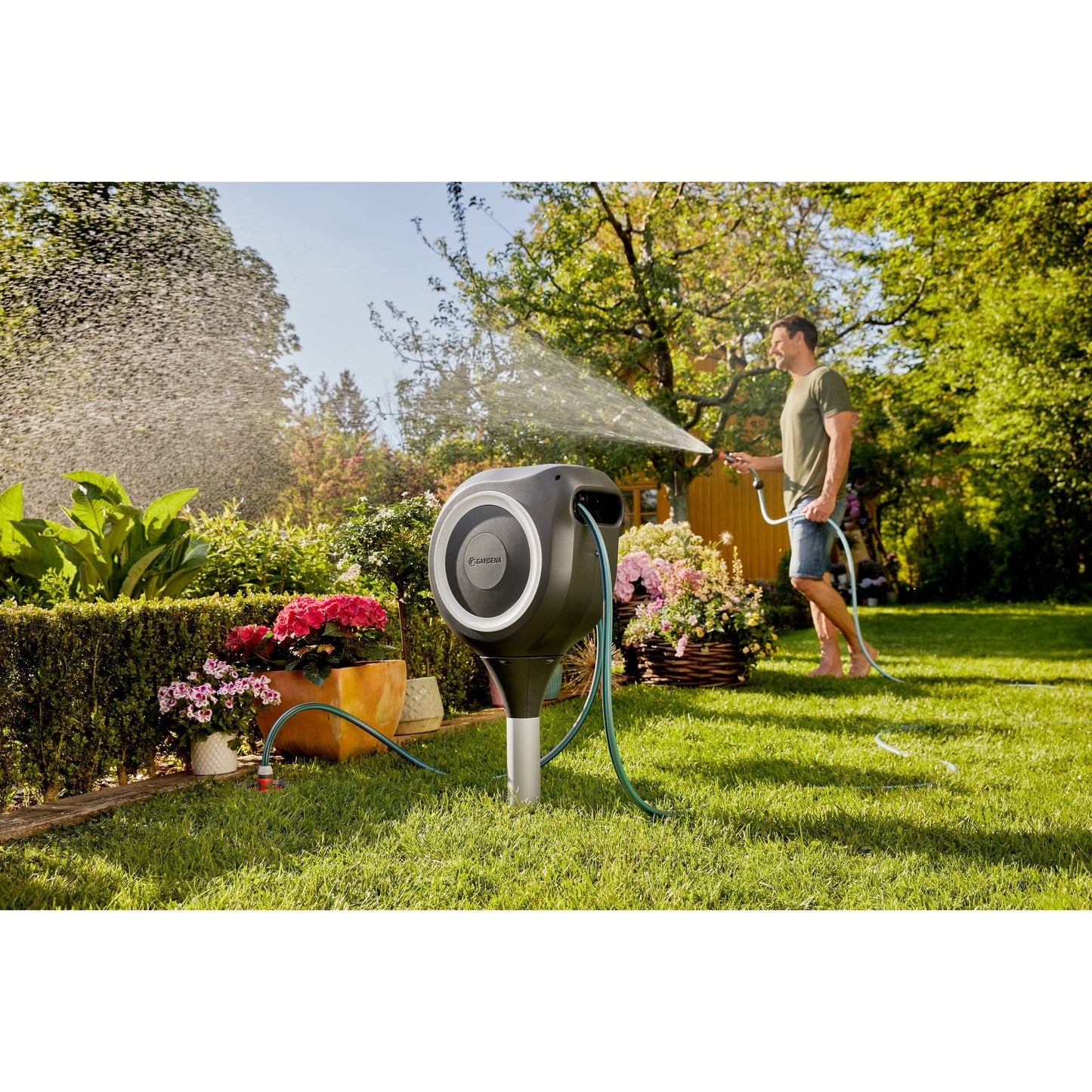 GARDENA Schlauchaufroller RollUp M 22,8 x 71,2 x 40,7 cm (B x H x T) 20 m, Anschlussschlauch: 1,5m 9,3kg