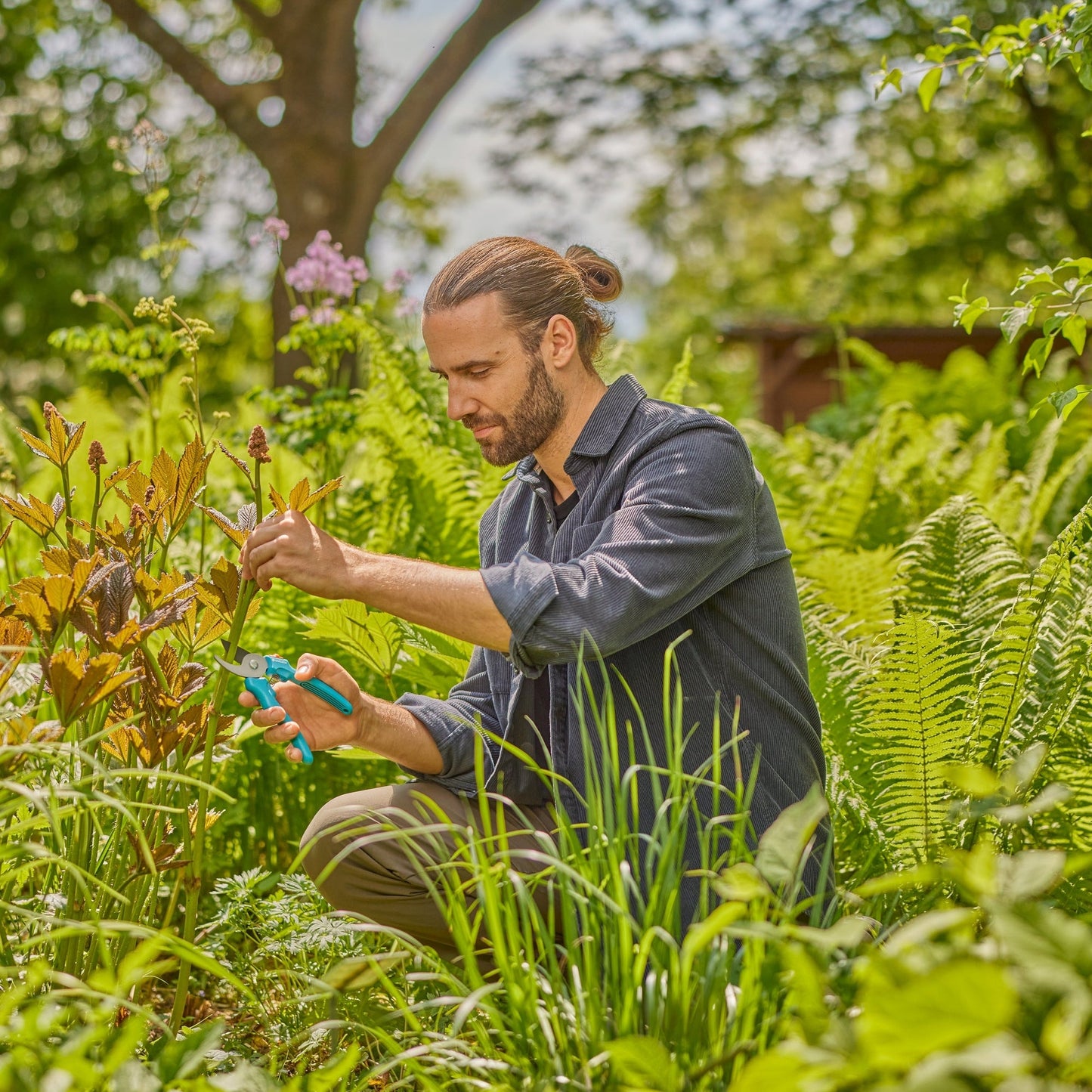 GARDENA Gartenschere EasyCut Material der Klinge: Stahl Material des Griffes: Kunststoff, 45 % recycelt