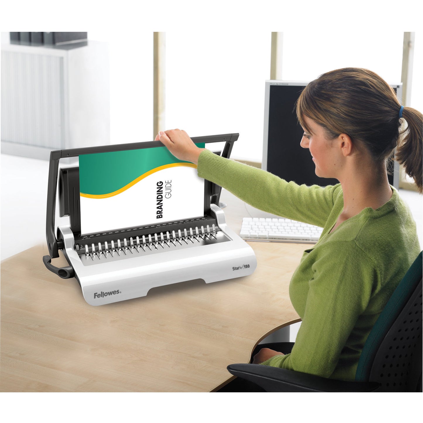Fellowes® Plastikbindegerät Star+ 44,8 x 8 x 28 cm (B x H x T) DIN A4 19mm weiß