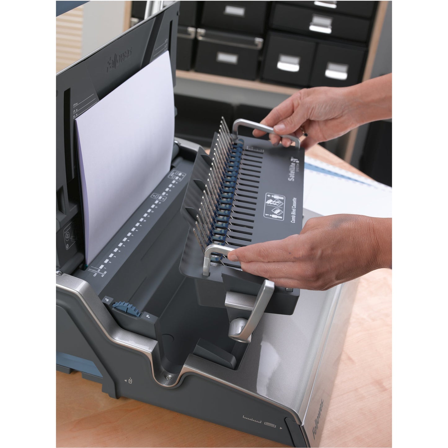 Fellowes® Plastikbindegerät Galaxy 52,6 x 15,2 x 44,6 cm (B x H x T) DIN A4 50mm graphit