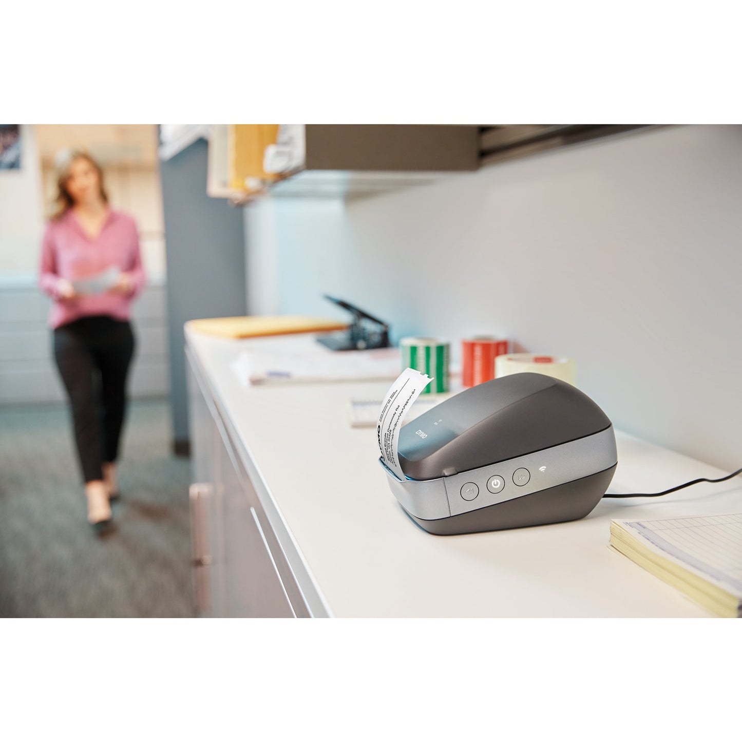DYMO® Etikettendrucker LabelWriterT Wireless 71 Etik./Min. WiFi, USB inkl. 20 Starter Etiketten (89 x 36 mm), Netzteil, Netzkabel, USB-Kabel, Kurzanleitung, Adressetiketten auf Starterrolle, DYMO®-Software als kostenloser Download