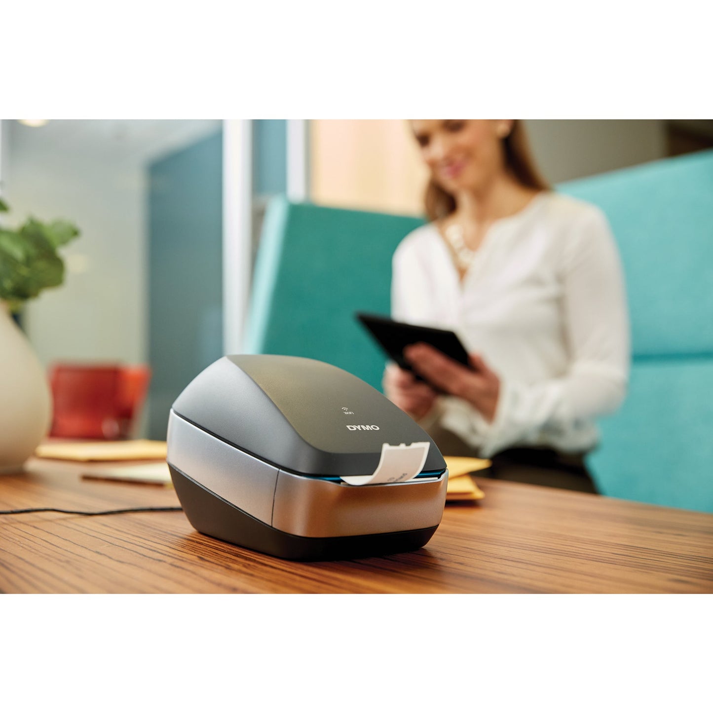 DYMO® Etikettendrucker LabelWriterT Wireless 71 Etik./Min. WiFi, USB inkl. 20 Starter Etiketten (89 x 36 mm), Netzteil, Netzkabel, USB-Kabel, Kurzanleitung, Adressetiketten auf Starterrolle, DYMO®-Software als kostenloser Download