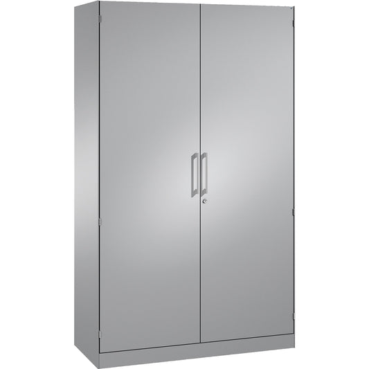 C+P Flügeltürenschrank Asisto 1.200 x 1.980 x 435 mm (B x H x T) 4 Fachböden Stahl Farbe der Front: weißaluminium Farbe des Korpus: weißaluminium