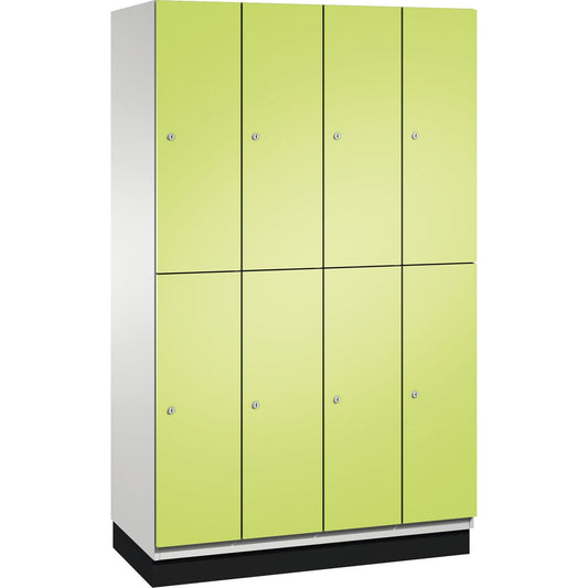 C+P Kleiderspind Cambio 1.200 x 1.950 x 525 mm (B x H x T) 4 Abteile Stahl, lackiert Farbe der Front: clowngrün Farbe des Korpus: lichtgrau