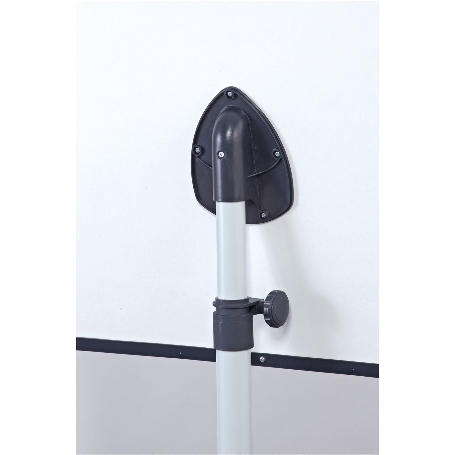 MAUL Mobiles Flipchart MAULstandard mit Ablageschale Sternfuß mit 5 Rollen Stahl silber