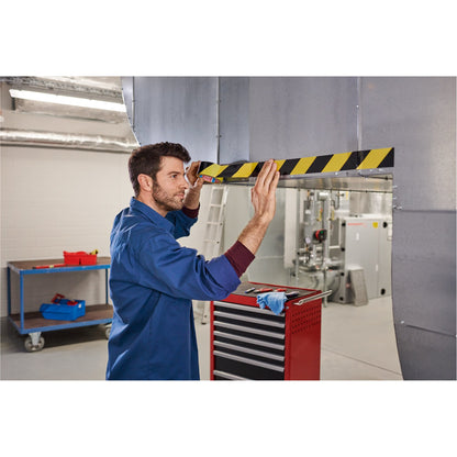 tesa® Signalklebeband Universal 50 mm x 66 m (B x L) Polypropylen gelb/schwarz