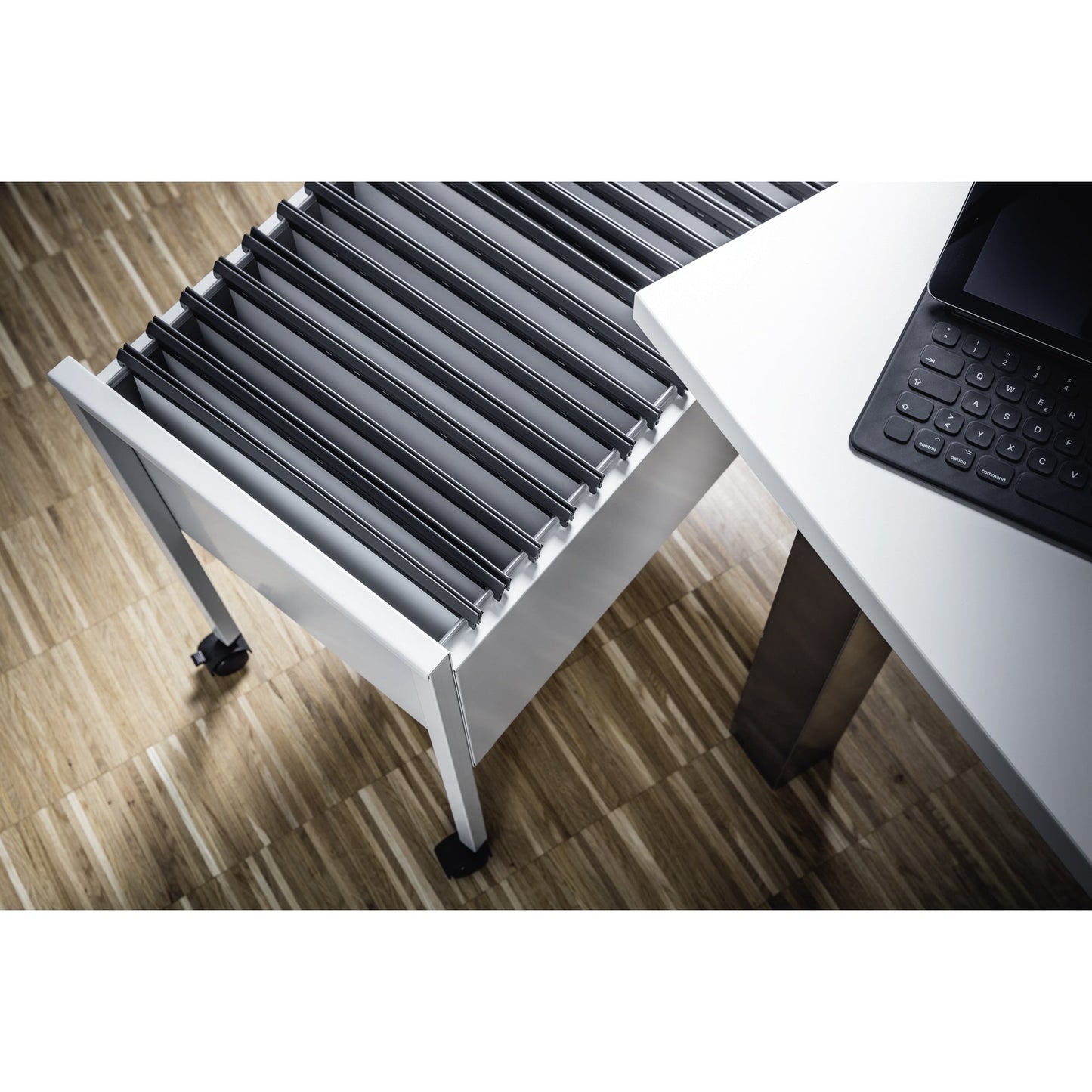 DURABLE Hängemappenwagen ECONOMY 80 65,5 x 59,2 x 36,8 cm (B x H x T) Stahl, Polyethylen epoxidharzbeschichtet, Polypropylen, PVC-U grau