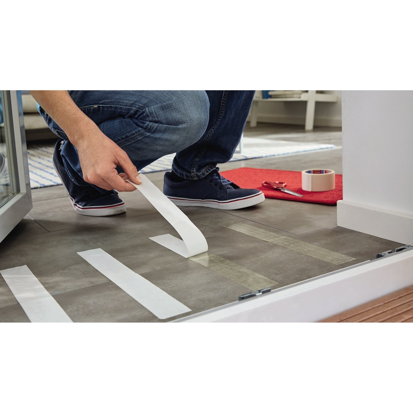 tesa® Verlegeband Removable 50 mm x 25 m (B x L) beidseitig klebend wieder ablösbar Polypropylen transparent