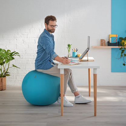 Leitz Sitzball Ergo Cosy 65cm inkl. Innenball, Stoffüberzug, Handluftpumpe, 2 Verschlussstopfen PVC, phtalatfrei 92 % Polyester, 8 % Elasthan blau