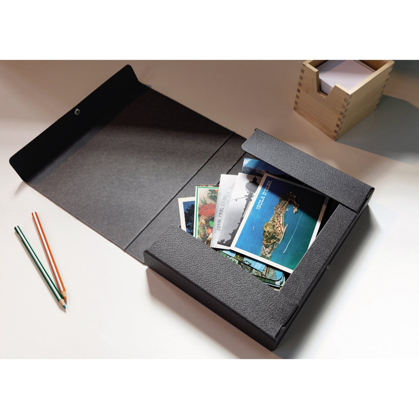 ELBA Dokumentenmappe 24,5 x 31,8 cm (B x H) DIN A4 380 Bl. (80 g/m²) 40mm Hartpappe, recycelt schwarz