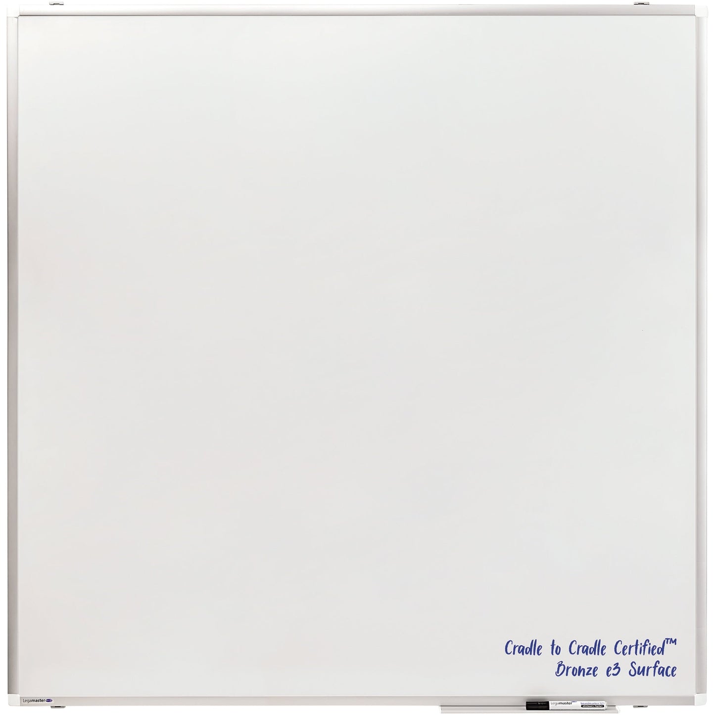 Legamaster Whiteboard PREMIUM PLUS Maße der Oberfläche: 120 x 120 cm (B x H) Tafel magnethaftend nicht beidseitig beschreibbar inkl. einem schwarzen Boardmarker TZ 1 Stahl emailliert weiß