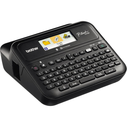 Brother Beschriftungsgerät PT-D610BTVP 3 Display-Zeilen 8 Schriftgrößen 7 Druckzeilen inkl. TZe-Schriftbandkassette (24 mm x 4 m, schwarz auf weiß), Netzadapter, USB-Kabel