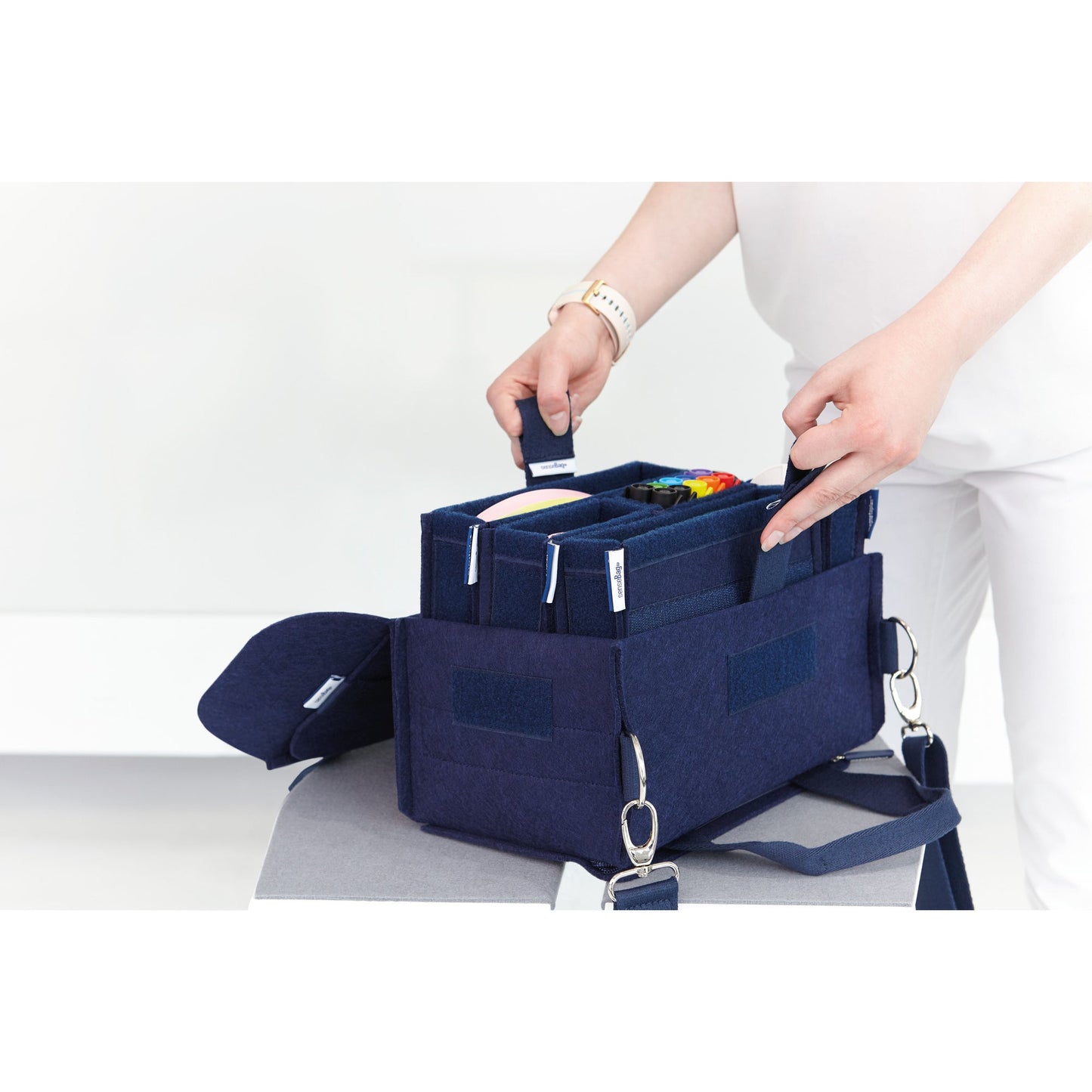 magnetoplan® Moderationstasche ecoAware 29 x 18 x 14,5 cm (B x H x T) 1.900 Teile Polyester, 100 % recycelt blau