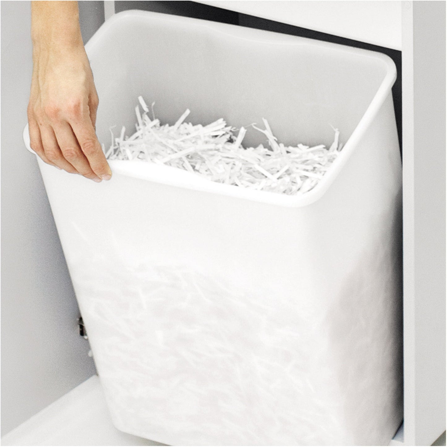 IDEAL Aktenvernichter 2465 CC P-5 Papier, Heftklammern, Büroklammern, Kreditkarten Partikelschnitt 13 Bl. cool grey