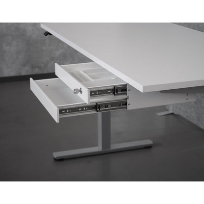 Hammerbacher Unterbauschublade Schreibtische VXMKA/VXDKB Innenmaße: 354 x 50 x 293 mm (B x H x T) Außenmaße: 464 x 11,6 x 272 mm (B x H x T) inkl. Utensilienschale (300 x 260 mm), Antirutschmatte (weiß), Trennsteg Werkstoff der Front: Metall