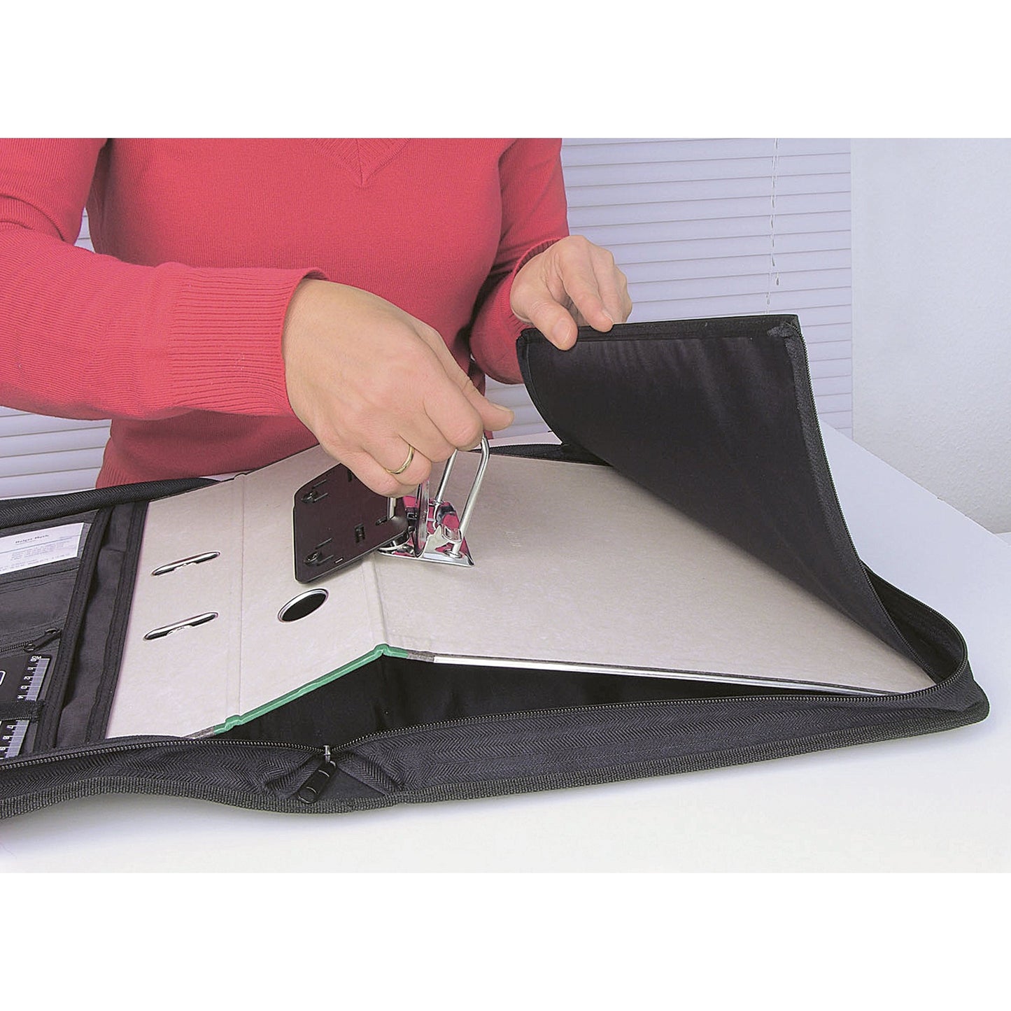 WEDO® Konferenzmappe 67 x 34,5 x 8 cm (B x H x T) Polyester schwarz