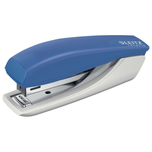 Leitz Heftgerät NeXXt Recycle Mini No. 10 fest/lösbar/nageln 10 Bl. (80 g/m²) Metall/Kunststoff (Kunststoff, 81 % recycelt) blau