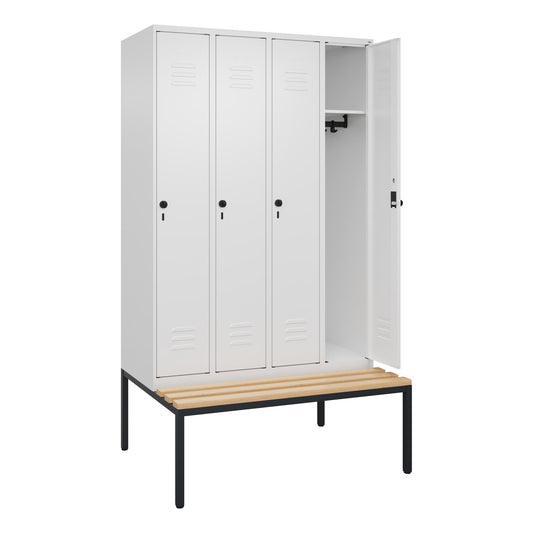 C+P Kleiderspind Classic PLUS 1.200 x 2.120 x 815 mm (B x H x T) 4 Abteile Stahl/Holz Farbe der Front: verkehrsweiß Farbe des Korpus: verkehrsweiß