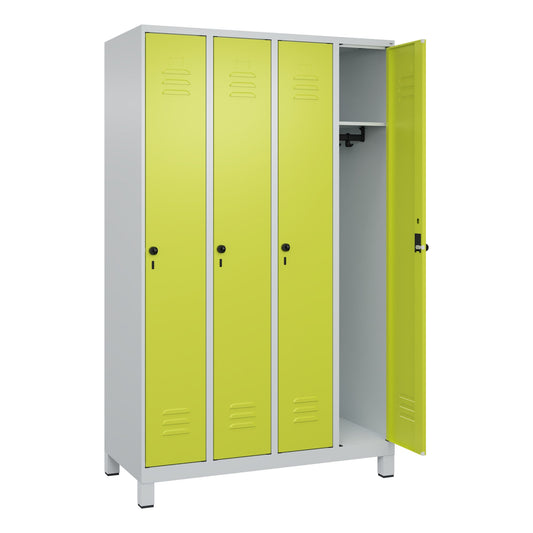 C+P Kleiderspind Classic PLUS 1.200 x 1.950 x 500 mm (B x H x T) 4 Abteile Stahl Farbe der Front: clowngrün Farbe des Korpus: lichtgrau