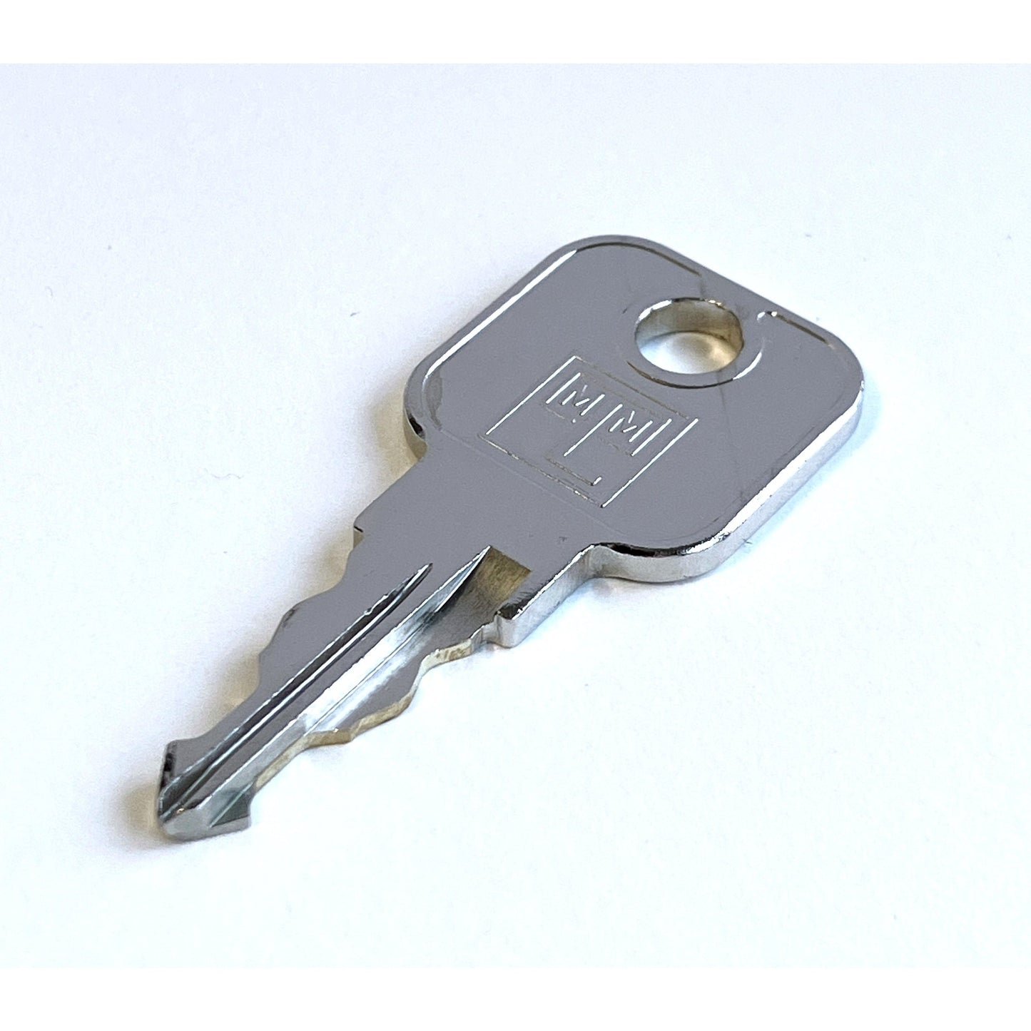 Ersatzschlüssel C+P Flügeltürenschrank 9260-000 mit Ergo-Lock, Rollladenschrank Omnispace 3202-00 1 Schlüssel silber